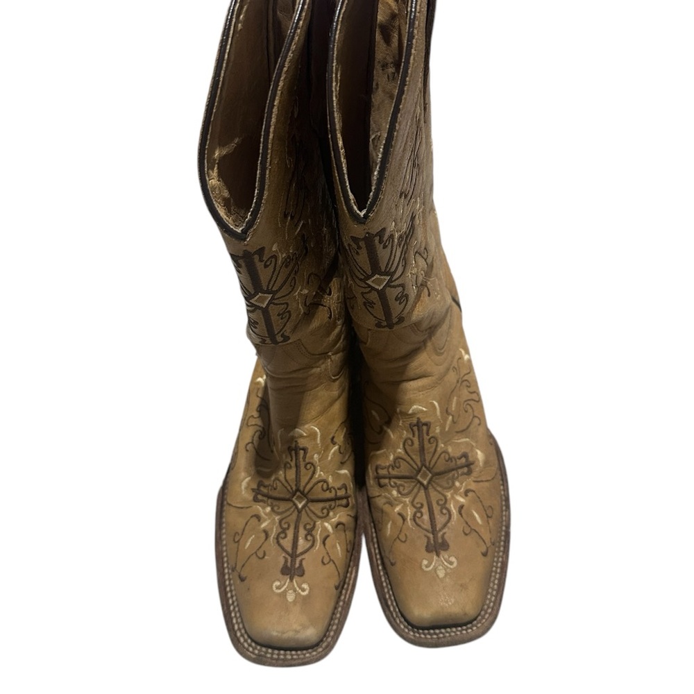 Tan Embroidered Cowboy Boots